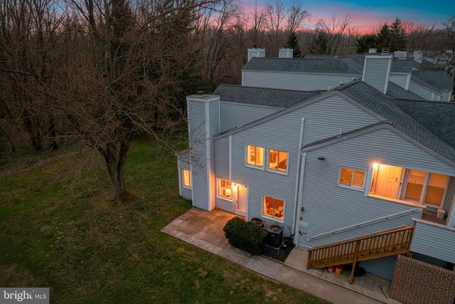 2705 CREEKSIDE DR, Newark, DE 19711