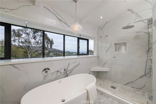230 High Drive, Laguna Beach, CA 92651