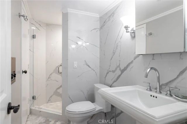 230 High Drive, Laguna Beach, CA 92651