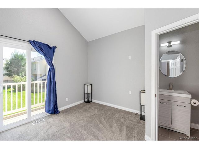 972 S Pitkin Ct, Aurora, CO 80017