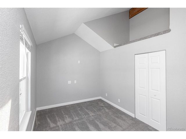 972 S Pitkin Ct, Aurora, CO 80017