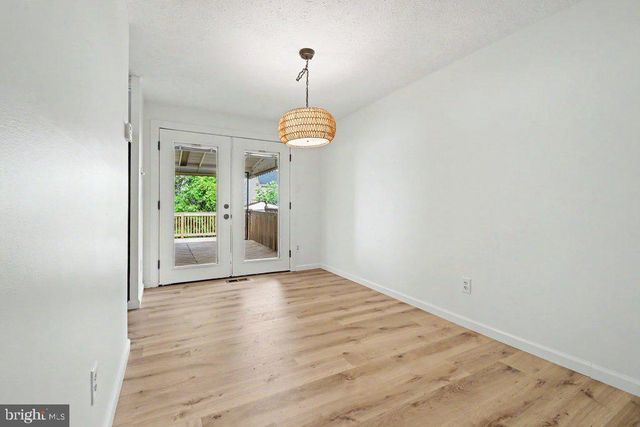 8614 MANORFIELD RD, Baltimore, MD 21236