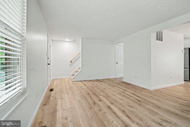 8614 MANORFIELD RD, Baltimore, MD 21236