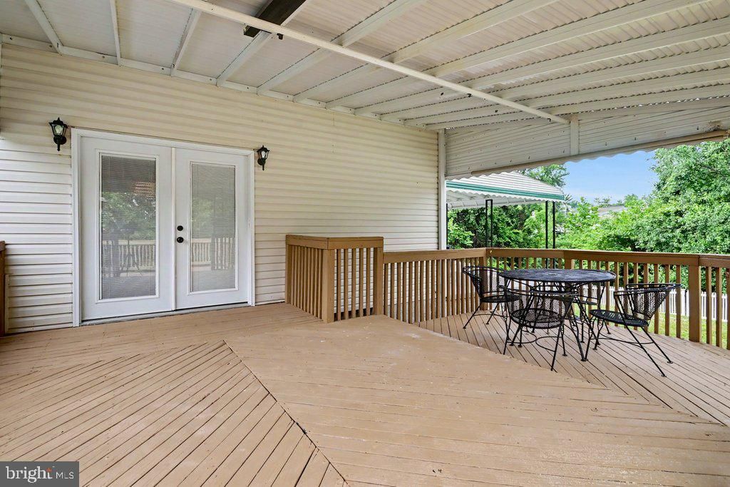 Image 12 of property listing at 8614 MANORFIELD RD, Baltimore, MD 21236