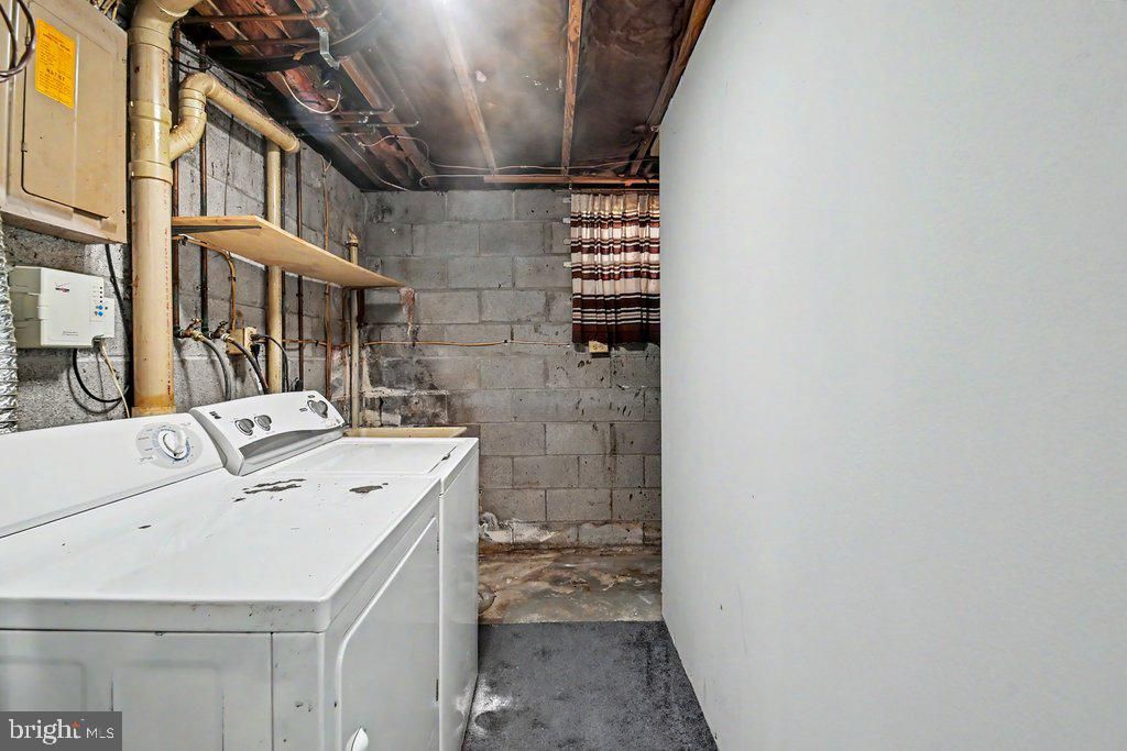 Image 23 of property listing at 8614 MANORFIELD RD, Baltimore, MD 21236