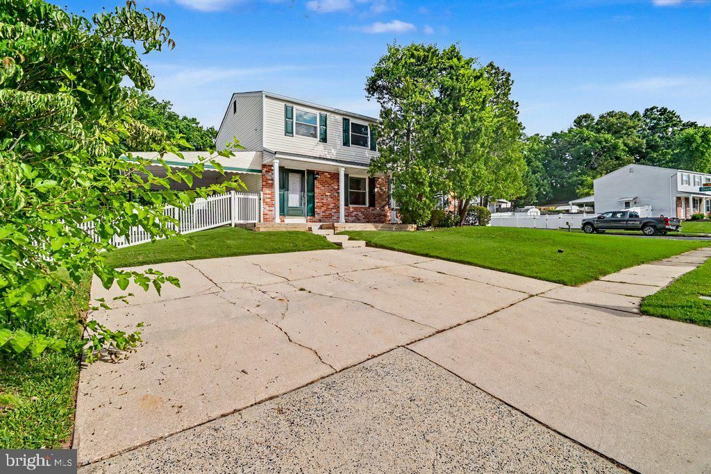 Image 1 of property listing at 8614 MANORFIELD RD, Baltimore, MD 21236