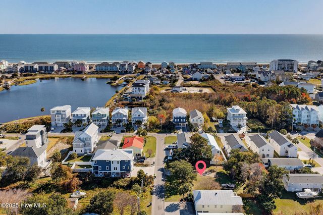 305 Birmingham Avenue, Carolina Beach, NC 28428