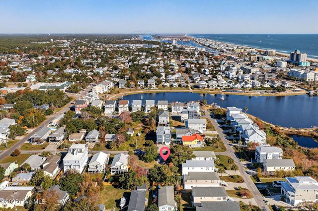 305 Birmingham Avenue, Carolina Beach, NC 28428