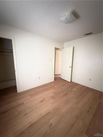 904 W Caffery Avenue 2, Pharr, TX 78577