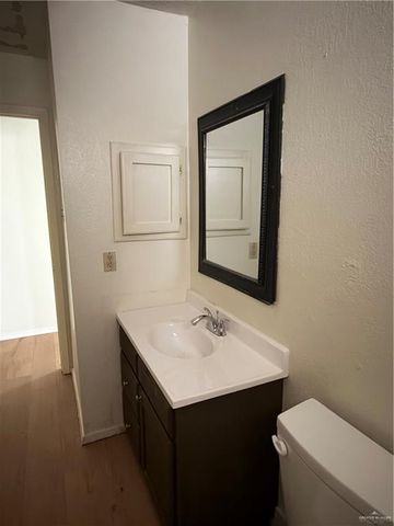 904 W Caffery Avenue 2, Pharr, TX 78577