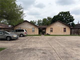 904 W Caffery Avenue 2, Pharr, TX 78577