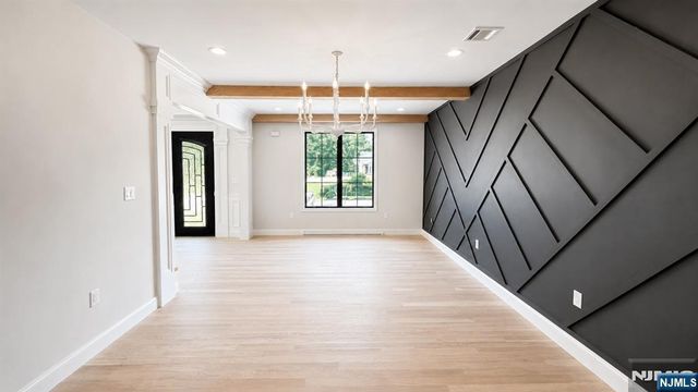295 Georgian Drive, Paramus, NJ 07652