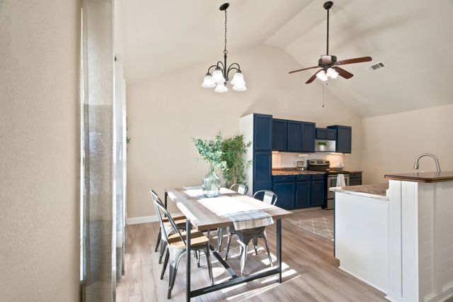 328 Silver Lane, Azle, TX 76020