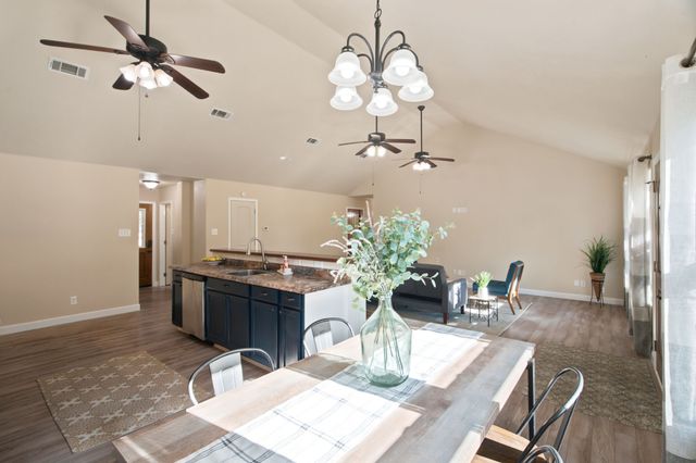 328 Silver Lane, Azle, TX 76020