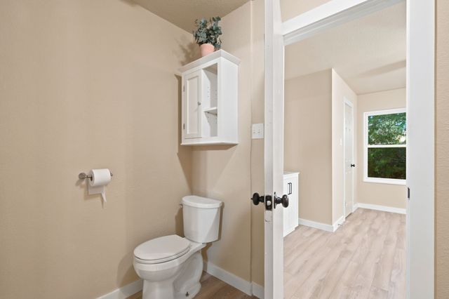 328 Silver Lane, Azle, TX 76020
