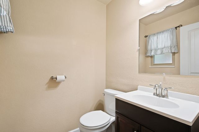 328 Silver Lane, Azle, TX 76020