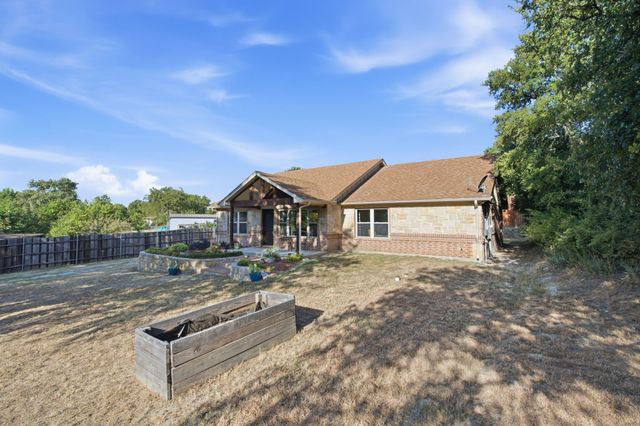 328 Silver Lane, Azle, TX 76020