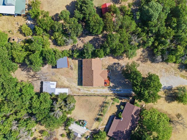 328 Silver Lane, Azle, TX 76020