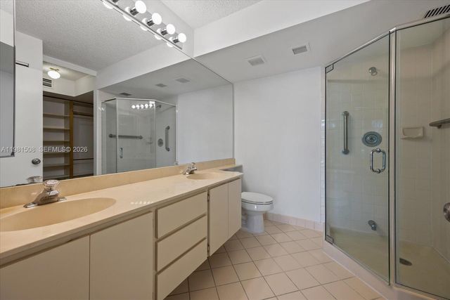 2761 Village Blvd 304, West Palm Beach, FL 33409