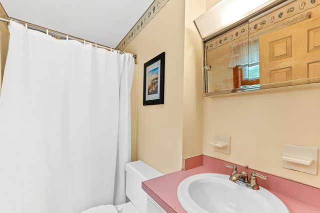 1 Kimberley Way, Harwich, MA 02645