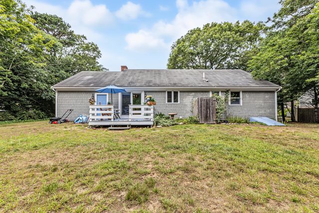 1 Kimberley Way, Harwich, MA 02645
