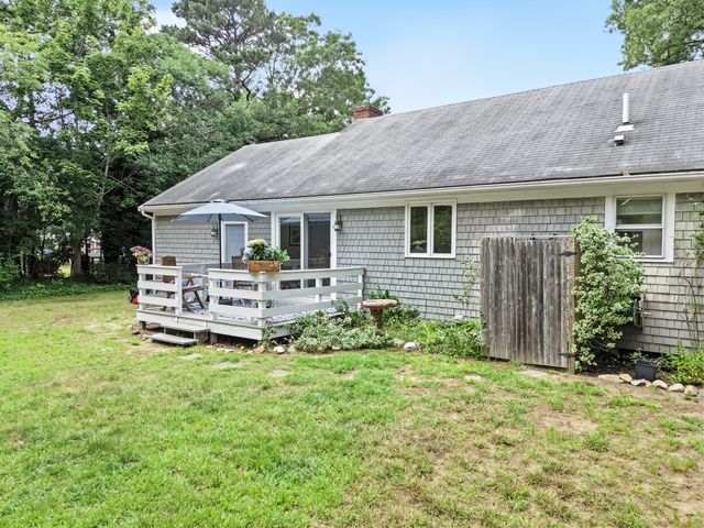 1 Kimberley Way, Harwich, MA 02645