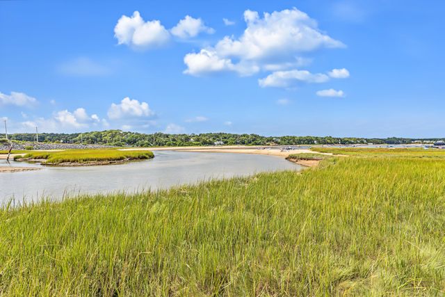 1 Kimberley Way, Harwich, MA 02645