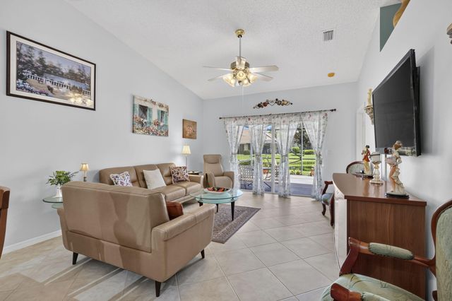 2100 Stonington Terrace, West Palm Beach, FL 33411