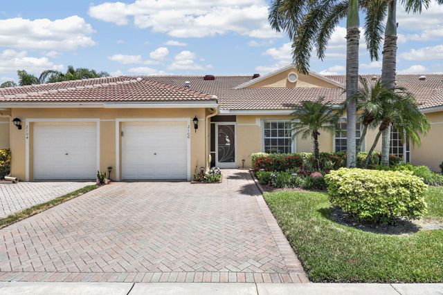 2100 Stonington Terrace, West Palm Beach, FL 33411