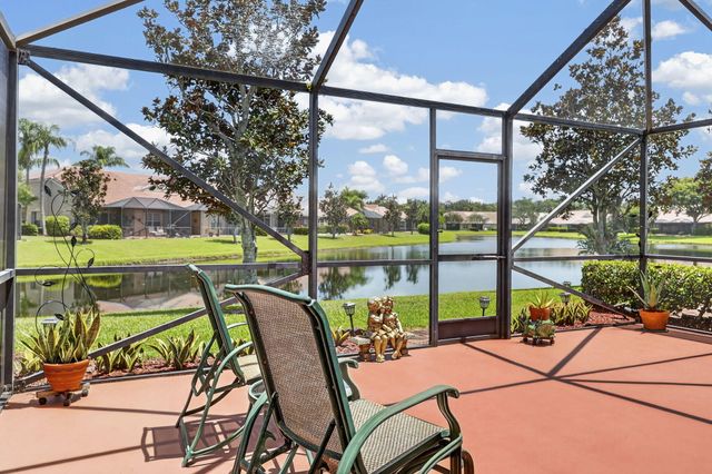 2100 Stonington Terrace, West Palm Beach, FL 33411