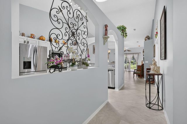 2100 Stonington Terrace, West Palm Beach, FL 33411