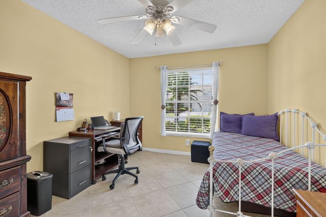 2100 Stonington Terrace, West Palm Beach, FL 33411
