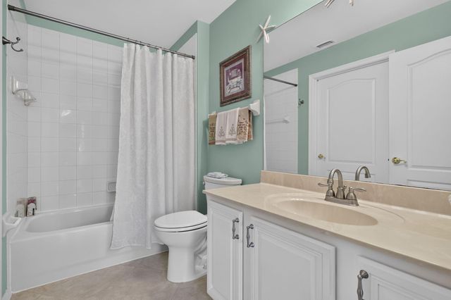 2100 Stonington Terrace, West Palm Beach, FL 33411