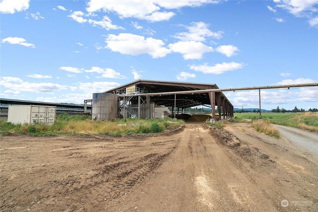 8725 152nd Avenue SW, Olympia, WA 98512