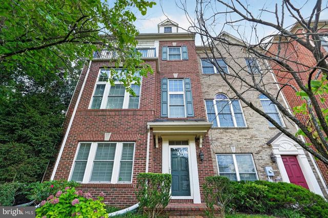 12230 WATER ELM LN, Fairfax, VA 22030