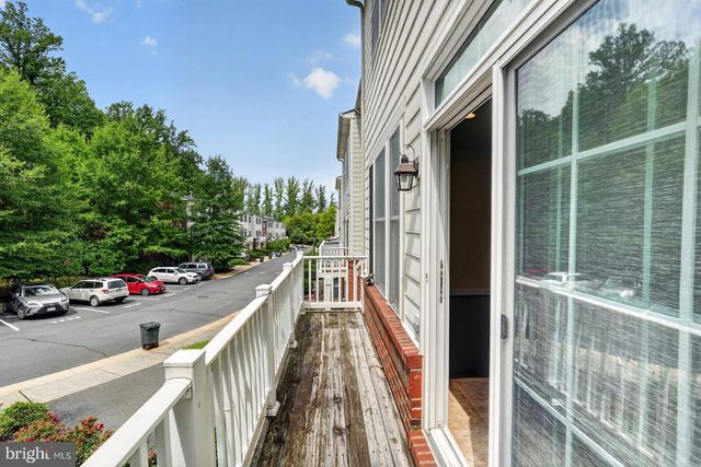 12230 WATER ELM LN, Fairfax, VA 22030