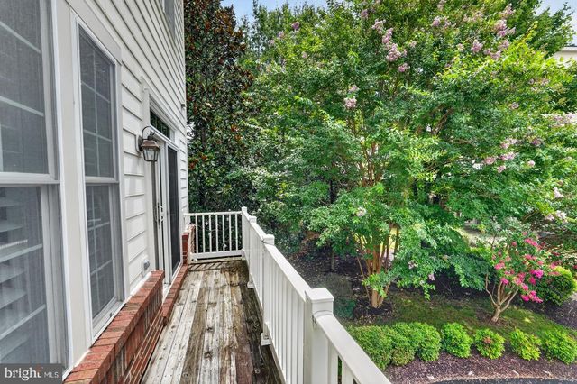 12230 WATER ELM LN, Fairfax, VA 22030