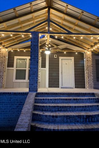 767 Mt Olive Road, Byhalia, MS 38611
