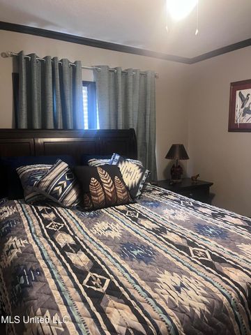 767 Mt Olive Road, Byhalia, MS 38611