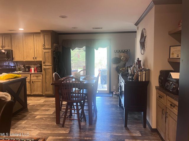767 Mt Olive Road, Byhalia, MS 38611