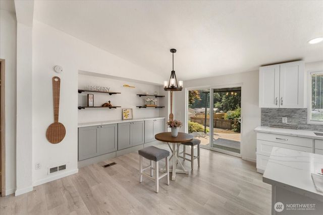 12407 207th Avenue E, Bonney Lake, WA 98391