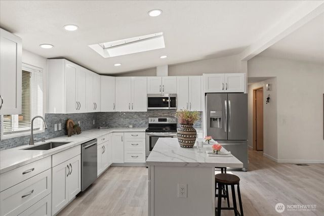 12407 207th Avenue E, Bonney Lake, WA 98391