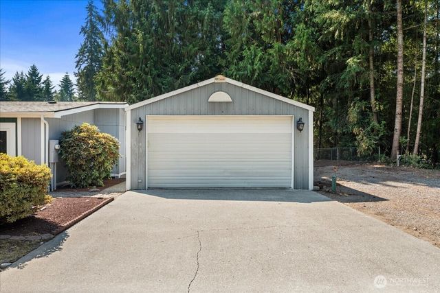12407 207th Avenue E, Bonney Lake, WA 98391