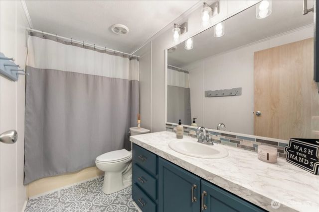 12407 207th Avenue E, Bonney Lake, WA 98391