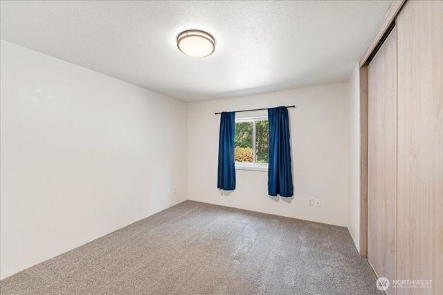 12407 207th Avenue E, Bonney Lake, WA 98391