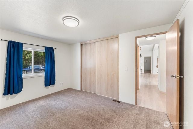 12407 207th Avenue E, Bonney Lake, WA 98391