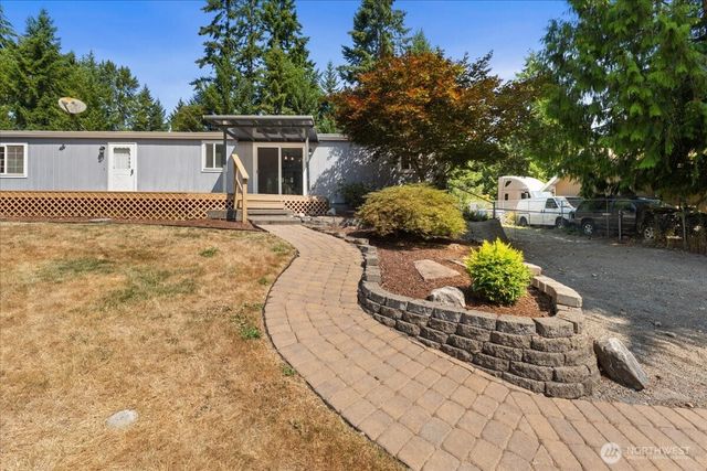 12407 207th Avenue E, Bonney Lake, WA 98391