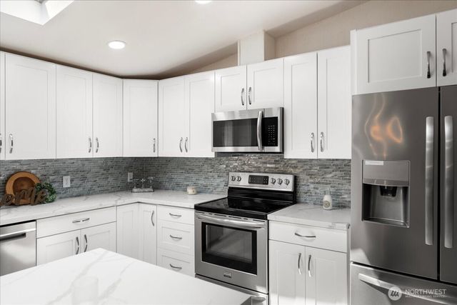 12407 207th Avenue E, Bonney Lake, WA 98391