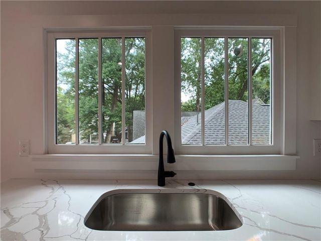 556 Seal Place NE B, Atlanta, GA 30308