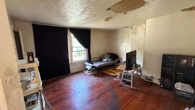 1482 Genessee Avenue, Columbus, OH 43211